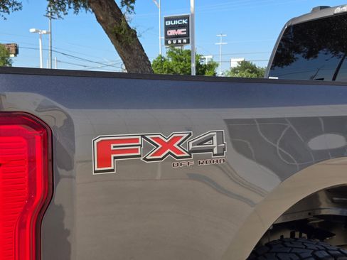 Used 2024 Ford F350 XLT AWD/4WD image 24