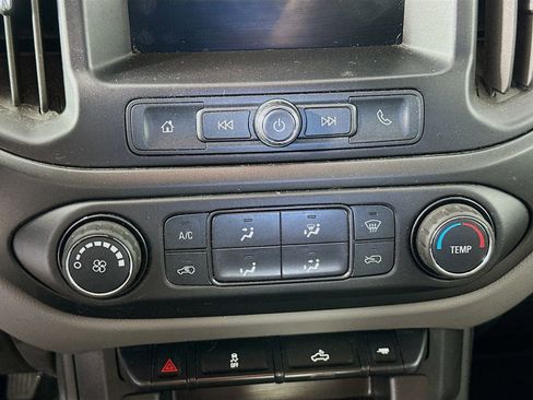 Used 2020 Chevrolet Colorado W/T w/ WT Convenience Package AWD/4WD image 15