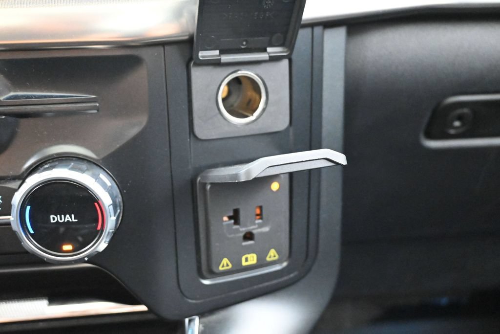 Used 2023 Ford F150 Raptor AWD/4WD image 17