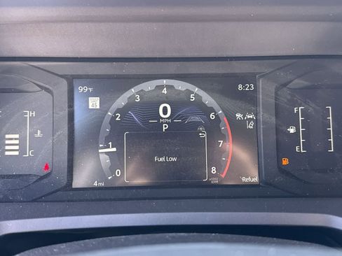 Used 2025 Toyota Tacoma SR5 AWD/4WD image 30