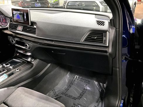 Used 2020 Audi SQ5 Premium Plus w/ Premium Plus Package image 17