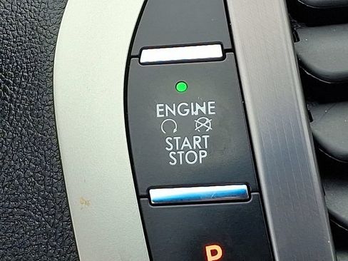 Used 2019 Lincoln MKZ Premiere FWD image 23