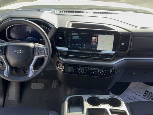 Used 2026 Chevrolet Silverado 1500 RST AWD/4WD image 11