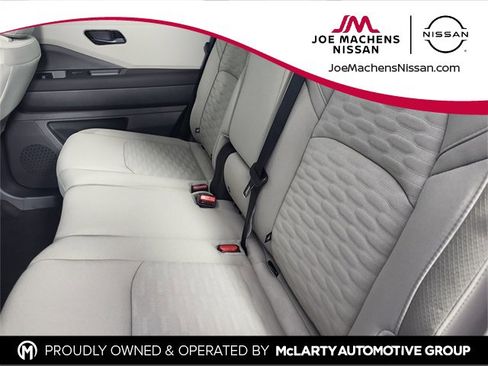 New 2025 Nissan Pathfinder SV image 23