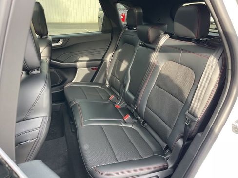 New 2026 Ford Escape ST-Line w/ Tech Pack #1 image 18