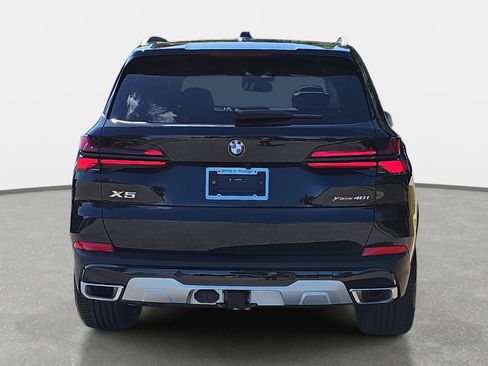 New 2026 BMW X5 xDrive40i w/ Climate Comfort Package image 6