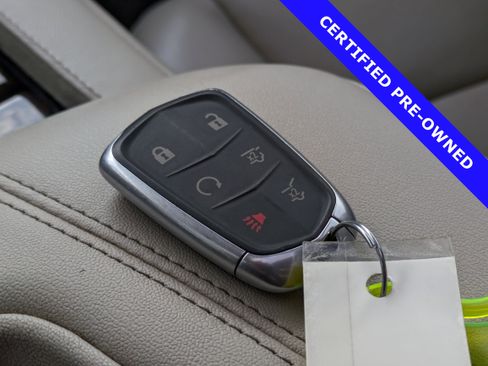 Used 2020 Cadillac Escalade Premium Luxury image 35