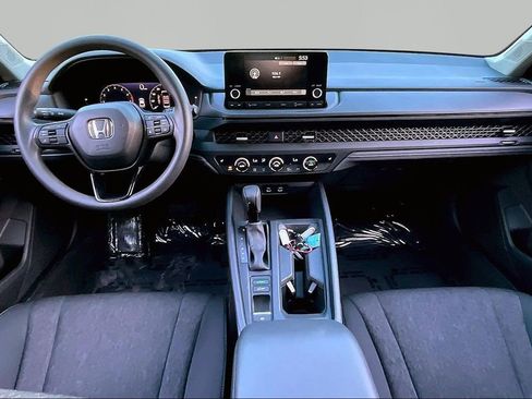 Used 2025 Honda Accord SE image 8