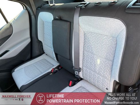 Used 2022 Chevrolet Equinox LS image 22