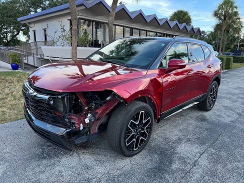 Used 2023 Chevrolet Blazer RS w/ Driver Confidence II Package FWD image 2