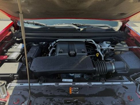 Used 2023 Chevrolet Colorado Trail Boss w/ Technology Package AWD/4WD image 6