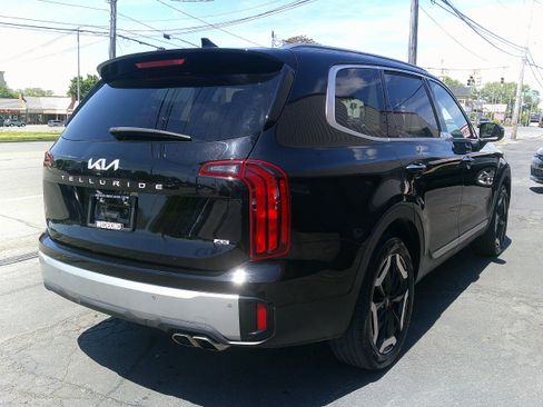 Used 2024 Kia Telluride S w/ S Sunroof Package AWD/4WD image 9
