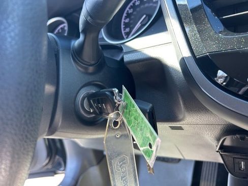 Used 2021 Toyota Camry LE image 25