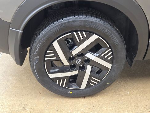 New 2026 Nissan Kicks SV image 21