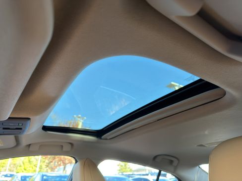 New 2025 Nissan Sentra SV image 29