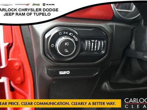 Used 2020 Jeep Gladiator Rubicon AWD/4WD image 16