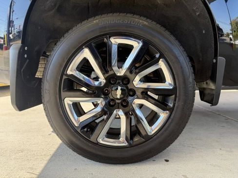 Used 2019 Chevrolet Silverado 1500 LT w/ Texas Edition image 10