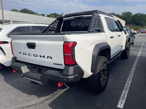 Used 2026 Toyota Tacoma 4x4 Double Cab Hybrid image 13