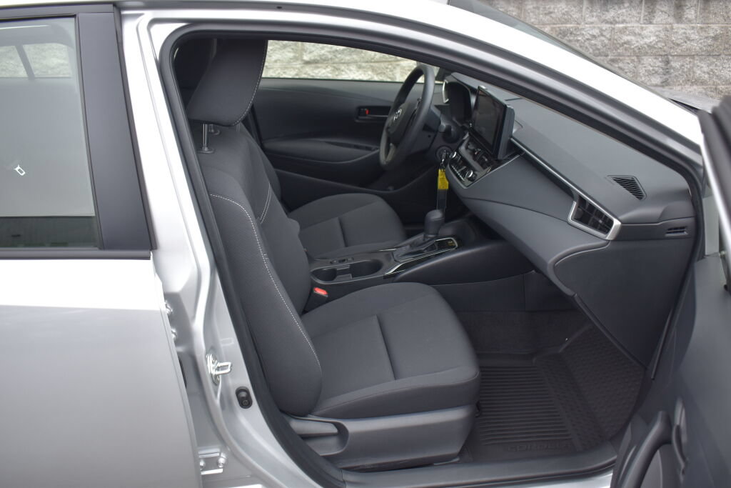 Certified 2026 Toyota Corolla LE FWD image 25