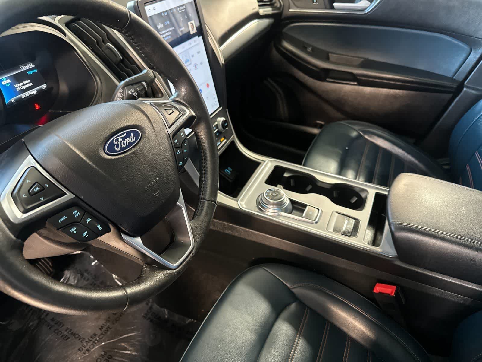 Used 2022 Ford Edge SEL w/ Sport Appearance Package AWD/4WD image 12