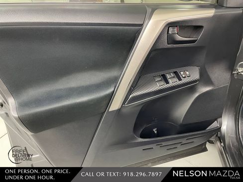 Used 2014 Toyota RAV4 LE image 18