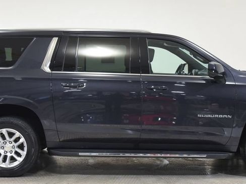 Used 2025 Chevrolet Suburban LS AWD/4WD image 18