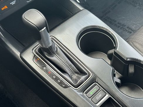 Certified 2024 Honda Civic EX image 18