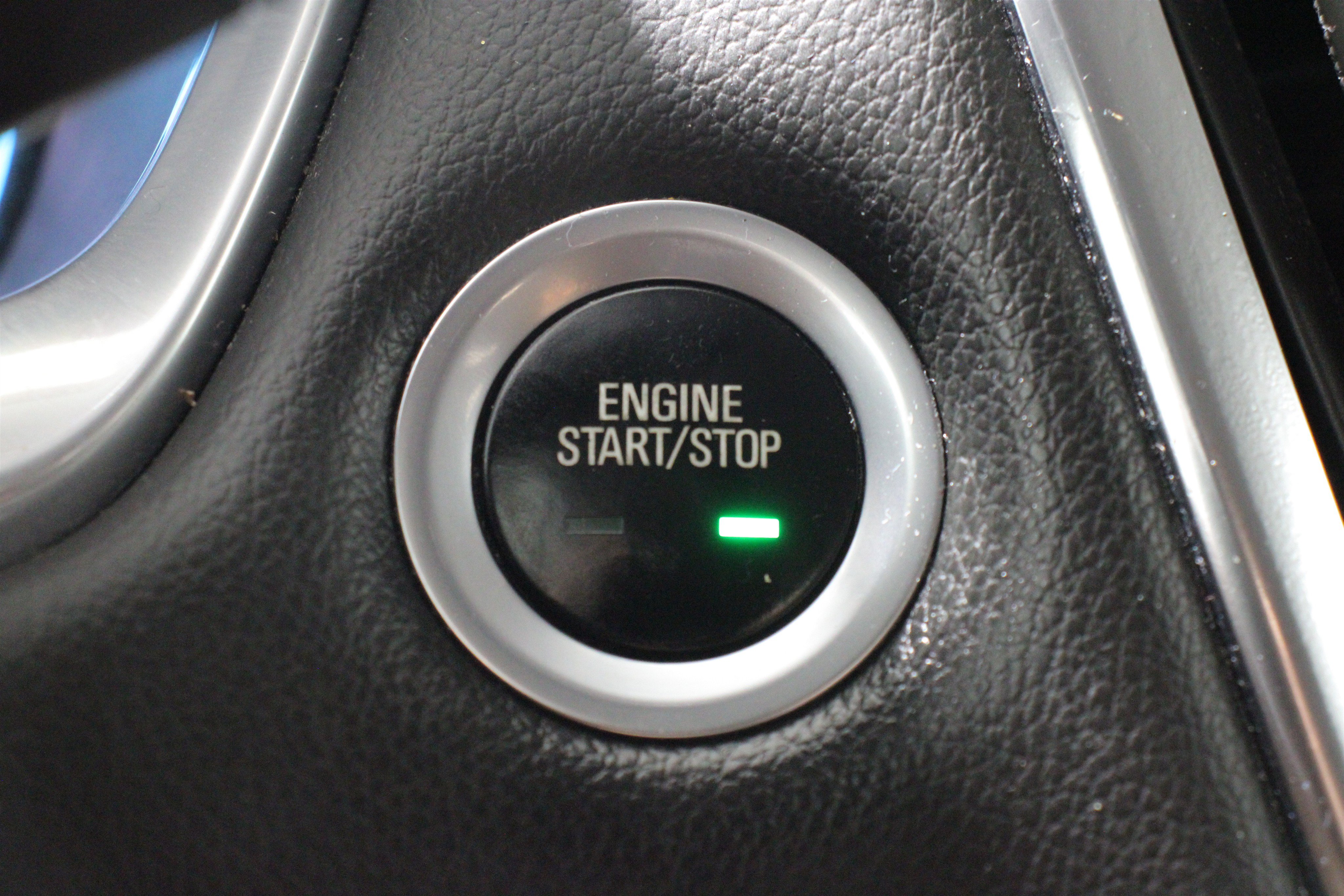 Used 2021 Chevrolet Traverse LT FWD image 22
