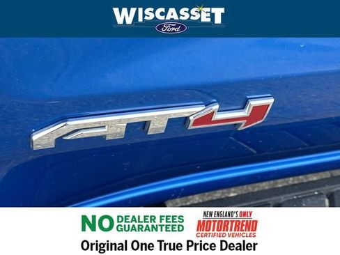 Used 2024 GMC Sierra 1500 AT4 w/ Technology Package image 21