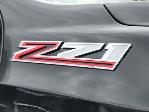 Used 2023 Chevrolet Tahoe Z71 w/ Luxury Package image 22