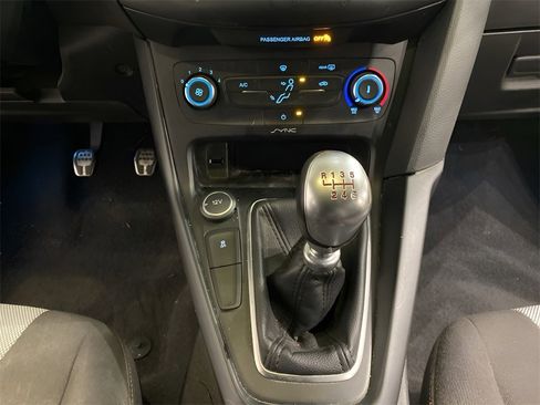 Used 2016 Ford Focus ST image 18