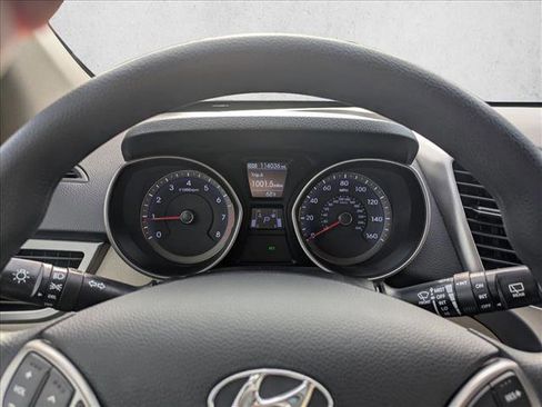 Used 2016 Hyundai Elantra GT image 11