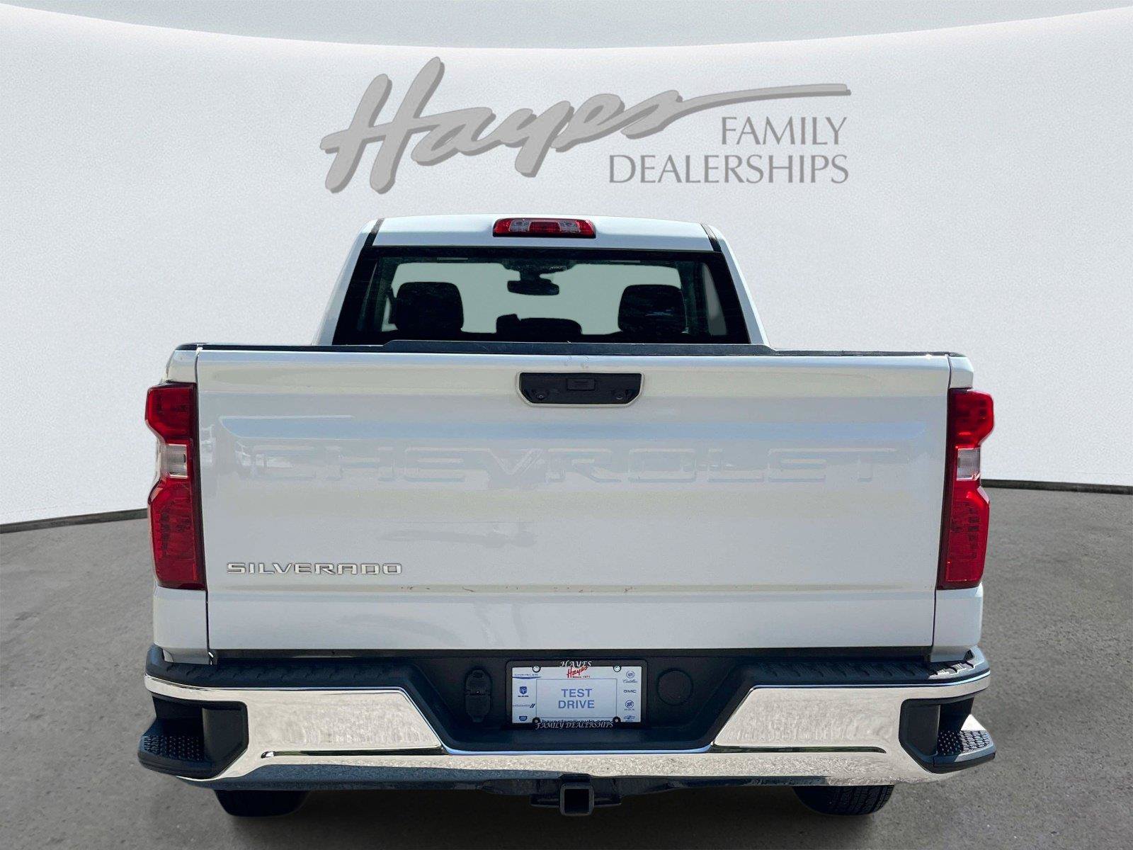 Used 2025 Chevrolet Silverado 1500 W/T RWD image 4