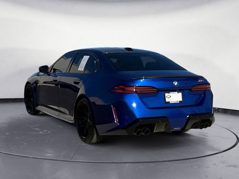 Used 2025 BMW M5 Base w/ Carbon Package image 5