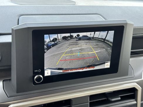 Used 2025 Toyota Tacoma SR5 image 39