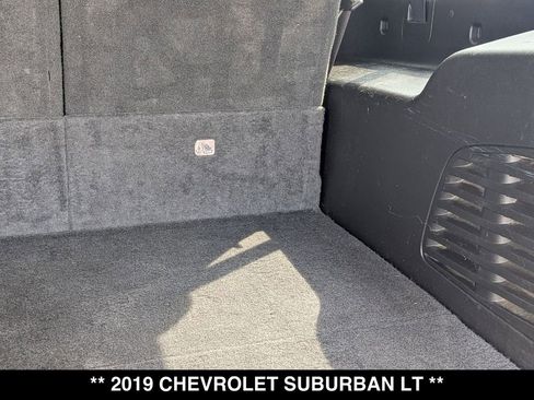 Used 2019 Chevrolet Suburban LT w/ LT Signature Package AWD/4WD image 27