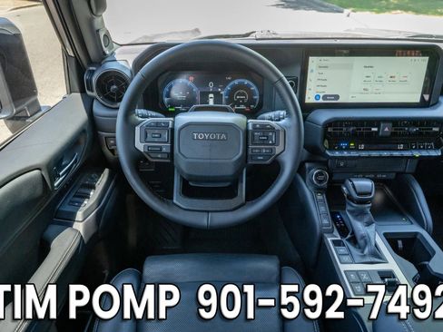 Used 2025 Toyota Land Cruiser w/ Premium Package AWD/4WD image 19