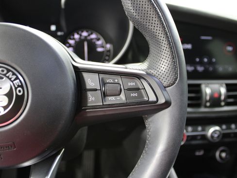 Used 2021 Alfa Romeo Giulia Ti w/ Active Assist 2 Package TI image 11