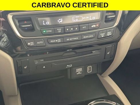 Used 2019 Honda Pilot Touring image 22