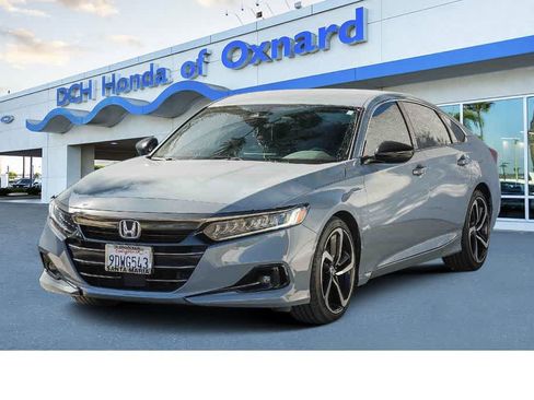Used 2022 Honda Accord Sport image 2
