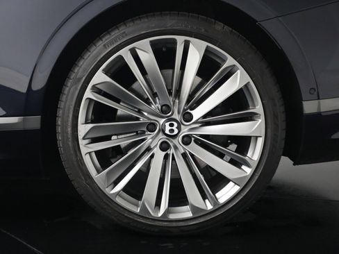 Used 2024 Bentley Continental GT Speed image 15