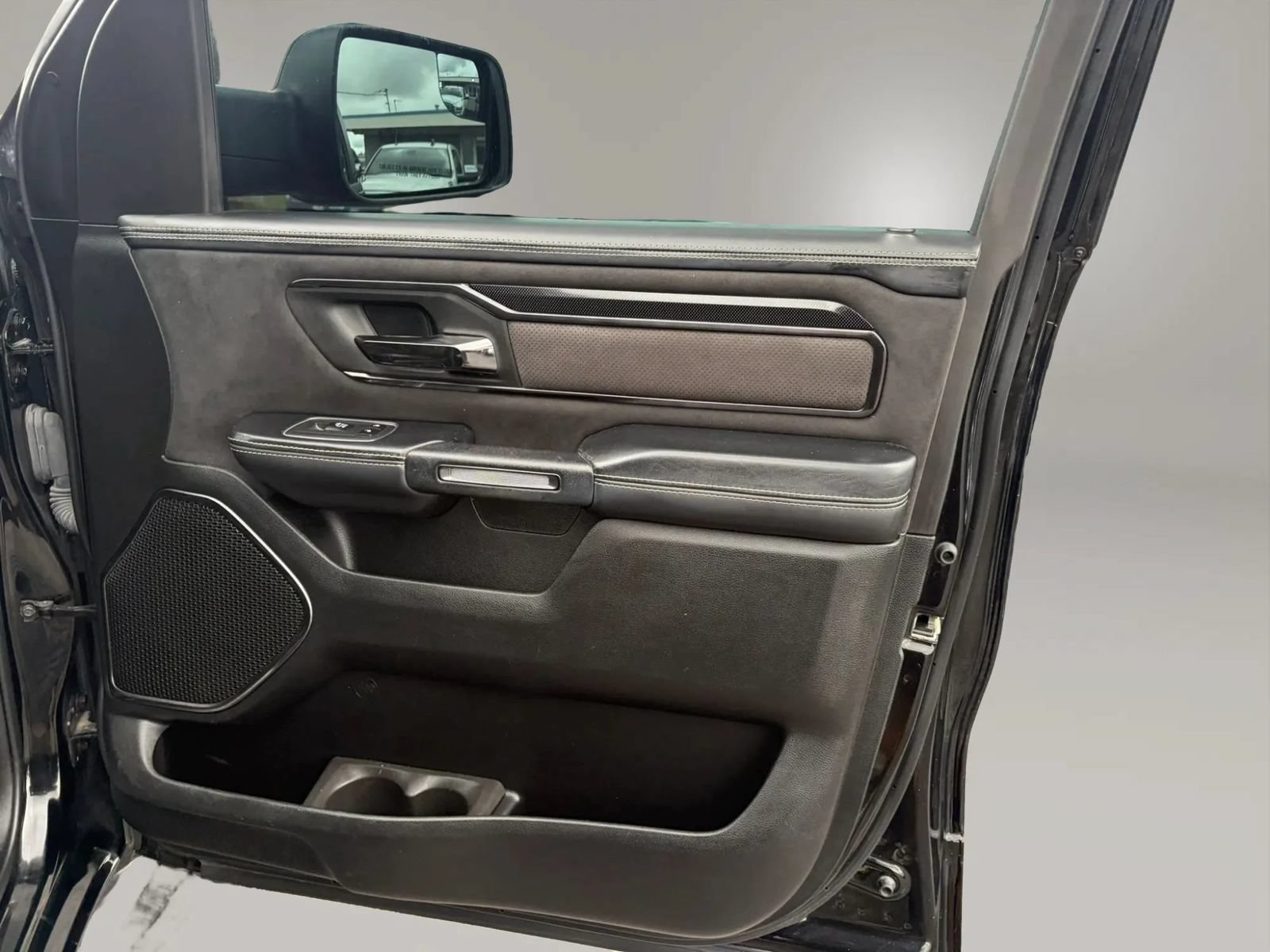 Used 2022 RAM 1500 TRX AWD/4WD image 32