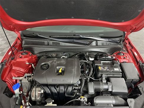 Certified 2021 Kia Forte LXS image 24