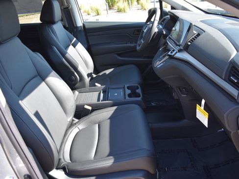 New 2026 Honda Odyssey EX-L image 14