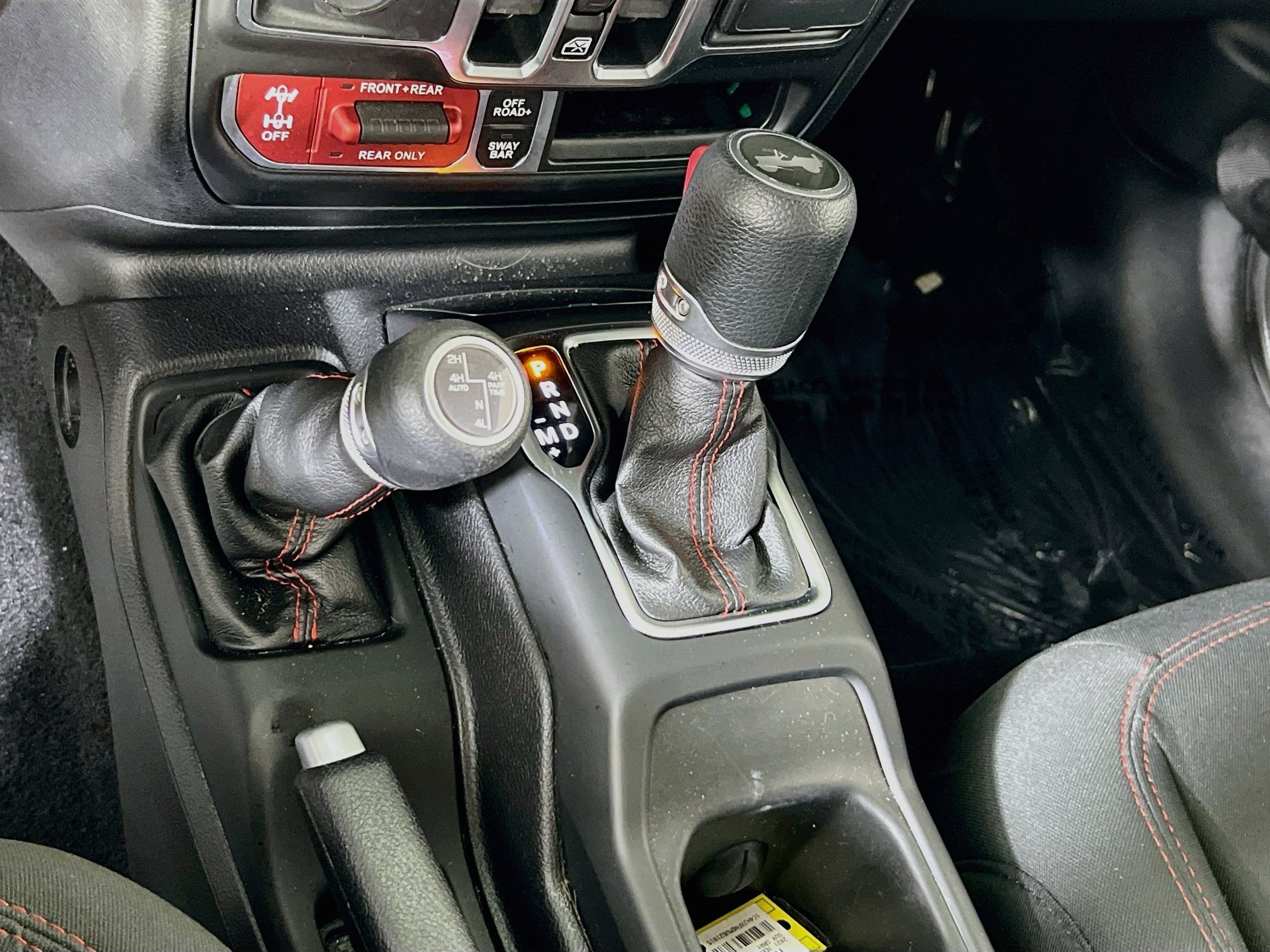 Used 2021 Jeep Wrangler Unlimited Rubicon AWD/4WD image 17
