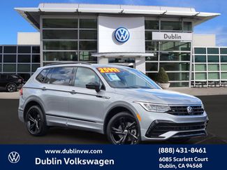 Certified 2023 Volkswagen Tiguan SE R-Line video 1