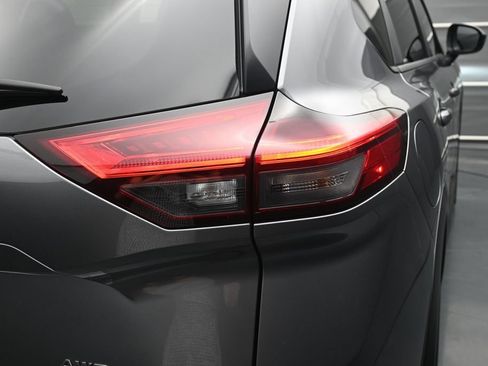 Certified 2026 Nissan Rogue SV AWD/4WD image 11