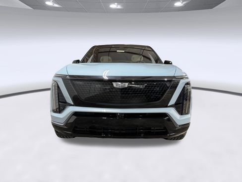 New 2026 Cadillac Vistiq Luxury AWD/4WD image 6