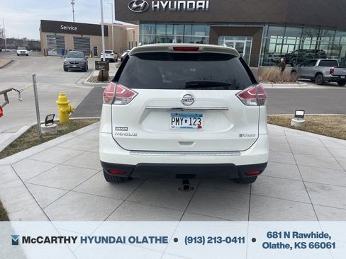 Used 2015 Nissan Rogue SV w/ SV Premium Package image 14