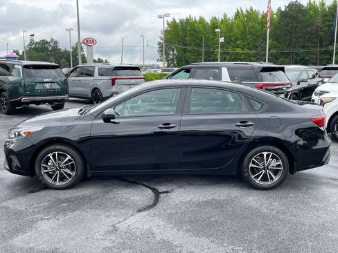 Certified 2024 Kia Forte LXS FWD image 5
